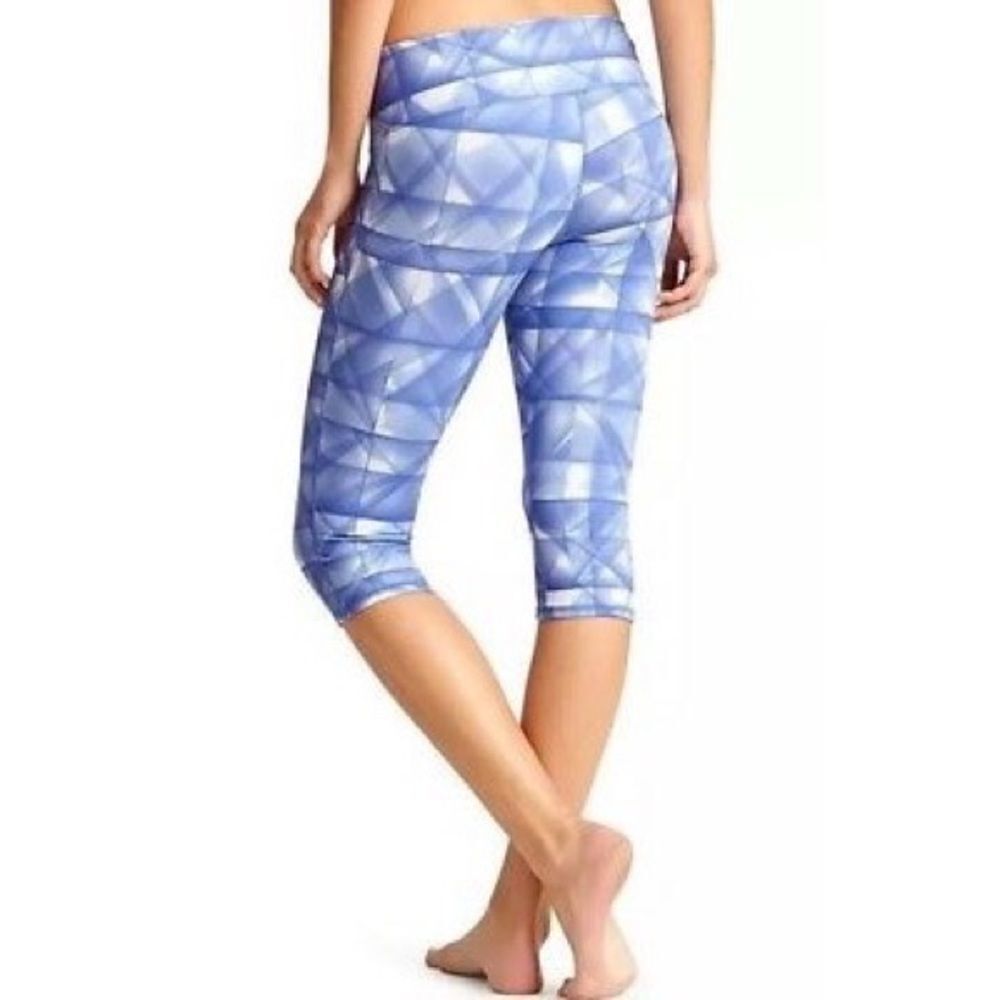 Athleta Diamond Chaturanga Knicker Capri